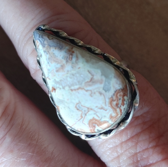 Scolecite Ring in 925 Sterling Silver Overlay (size 9) - Picture 1 of 13